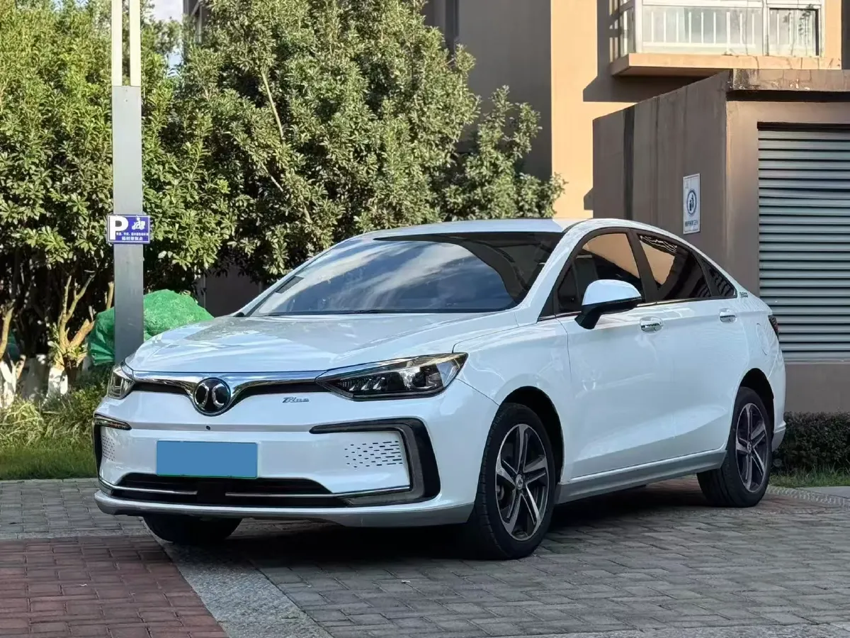 2018 BeiJing Auto EU5 BEV 53.66KWH,autocango,china used car exporter,china ev exporter,chinese used car exporter,chinese used ev exporter