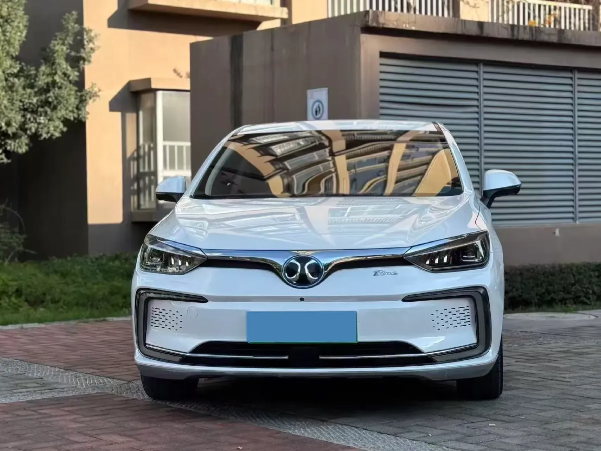2018 BeiJing Auto EU5 BEV 53.66KWH,autocango,china used car exporter,china ev exporter,chinese used car exporter,chinese used ev exporter