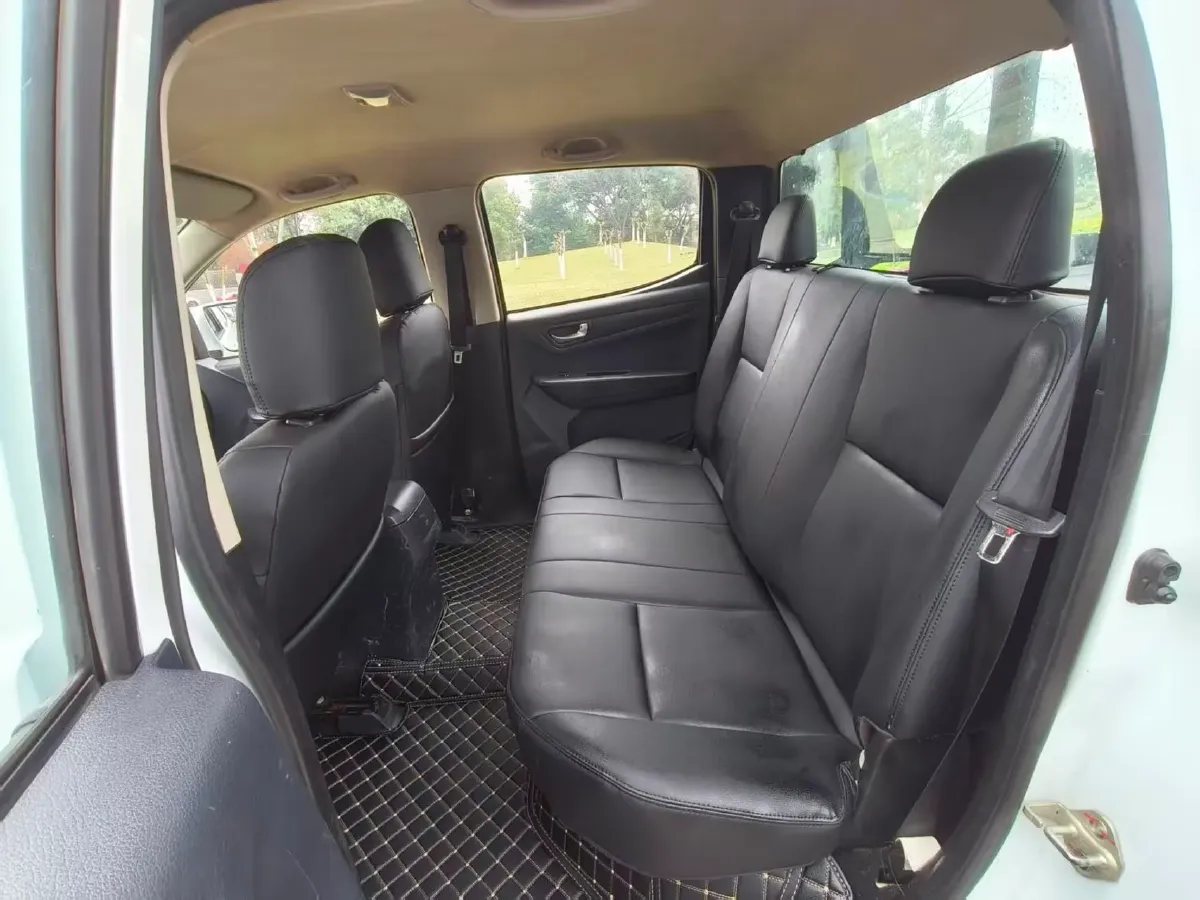 2018 Isuzu RE-MAX Jim 2.8T 116HP L4 5MT,autocango,china used car exporter,china ev exporter,chinese used car exporter,chinese used ev exporter