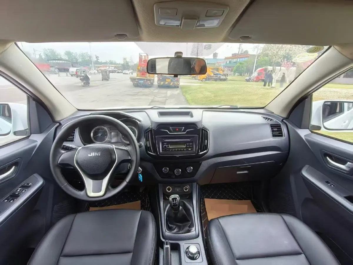 2018 Isuzu RE-MAX Jim 2.8T 116HP L4 5MT,autocango,china used car exporter,china ev exporter,chinese used car exporter,chinese used ev exporter