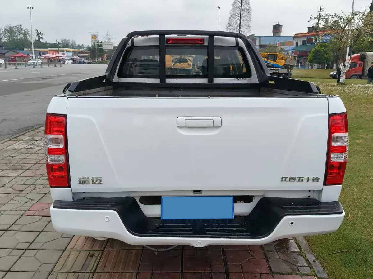 2018 Isuzu RE-MAX Jim 2.8T 116HP L4 5MT,autocango,china used car exporter,china ev exporter,chinese used car exporter,chinese used ev exporter
