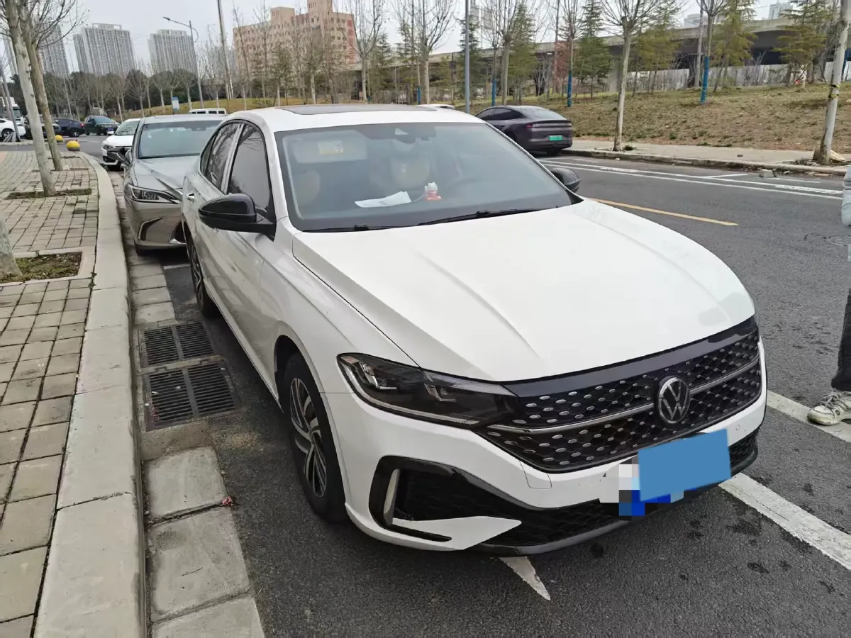 2024 Volkswagen Lavida 1.5T 160HP L4 7DCT,autocango,china used car exporter,china ev exporter,chinese used car exporter,chinese used ev exporter