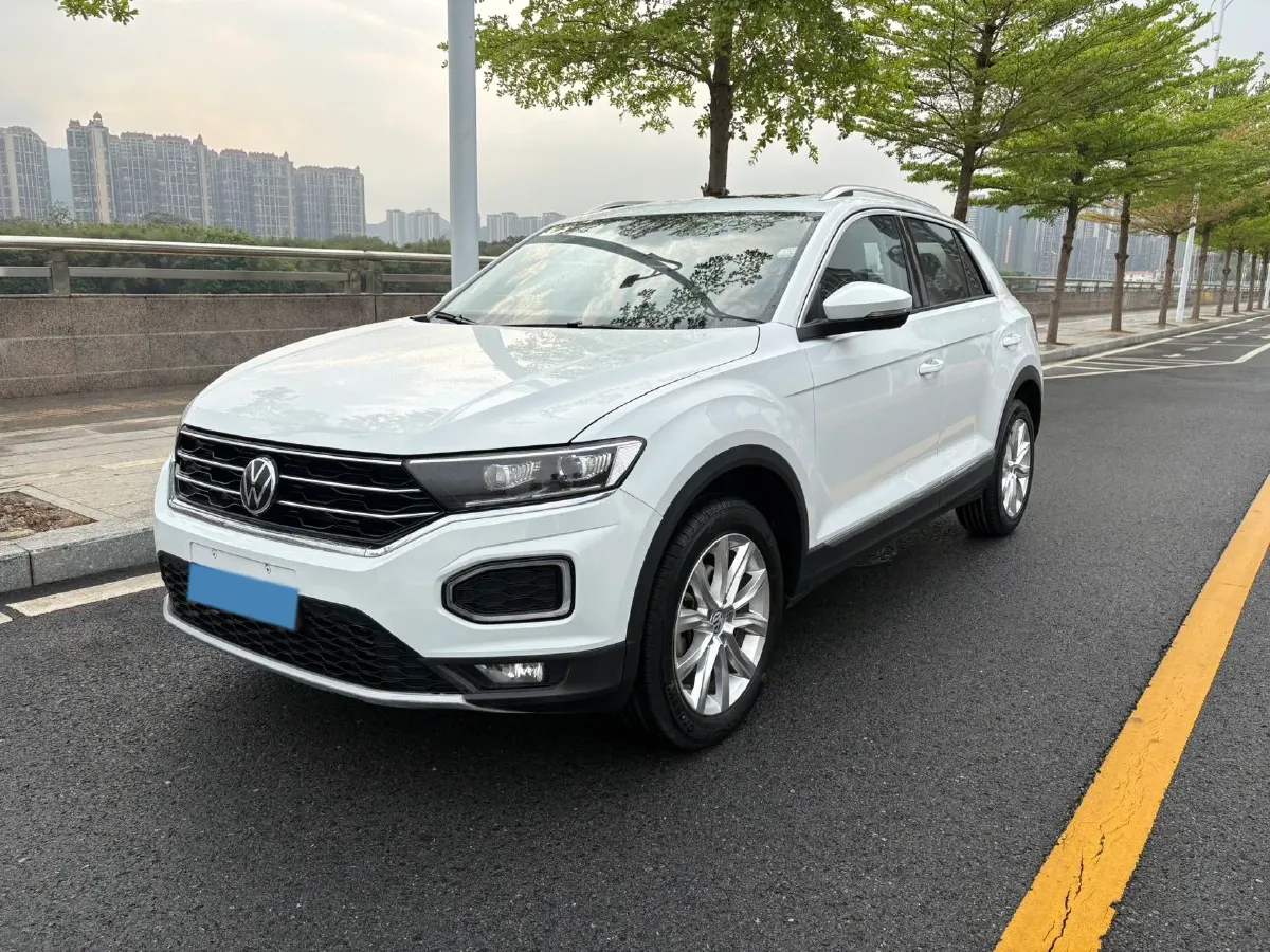 2020 Volkswagen T-Roc 1.4T 150HP L4 7DCT,autocango,china used car exporter,china ev exporter,chinese used car exporter,chinese used ev exporter