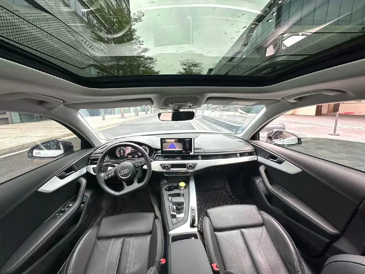 2022 Audi A4L 2.0T 190HP L4 7DCT,autocango,china used car exporter,china ev exporter,chinese used car exporter,chinese used ev exporter