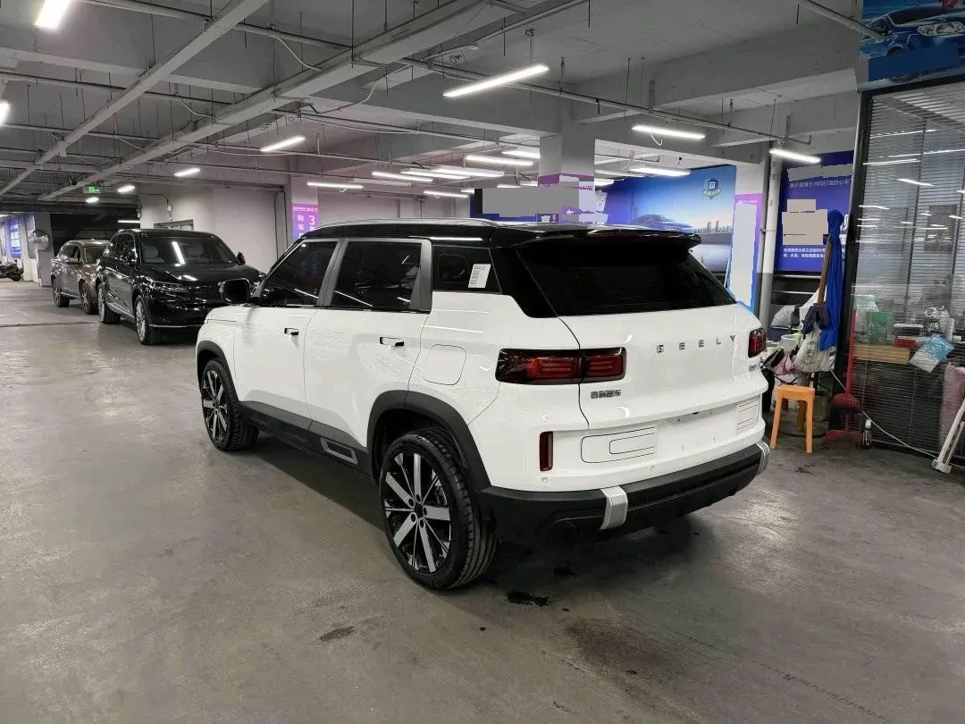 2023 Geely ICON 1.5T 181HP L4 7DCT,autocango,china used car exporter,china ev exporter,chinese used car exporter,chinese used ev exporter