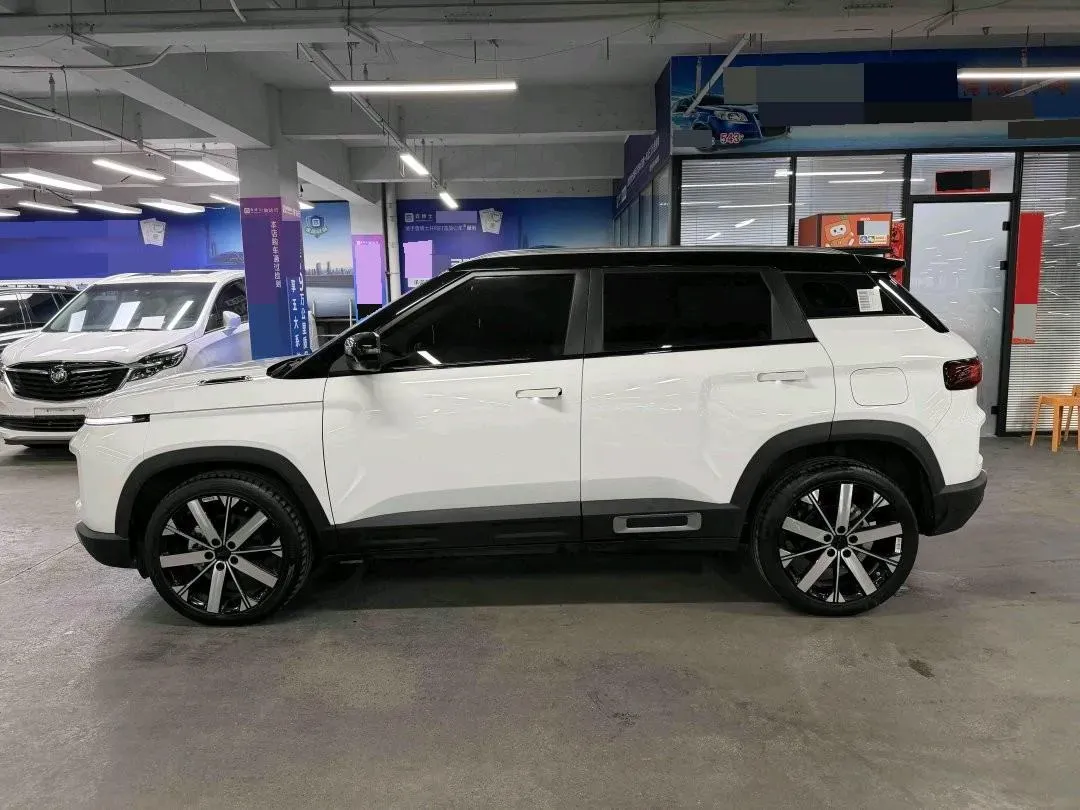 2023 Geely ICON 1.5T 181HP L4 7DCT,autocango,china used car exporter,china ev exporter,chinese used car exporter,chinese used ev exporter