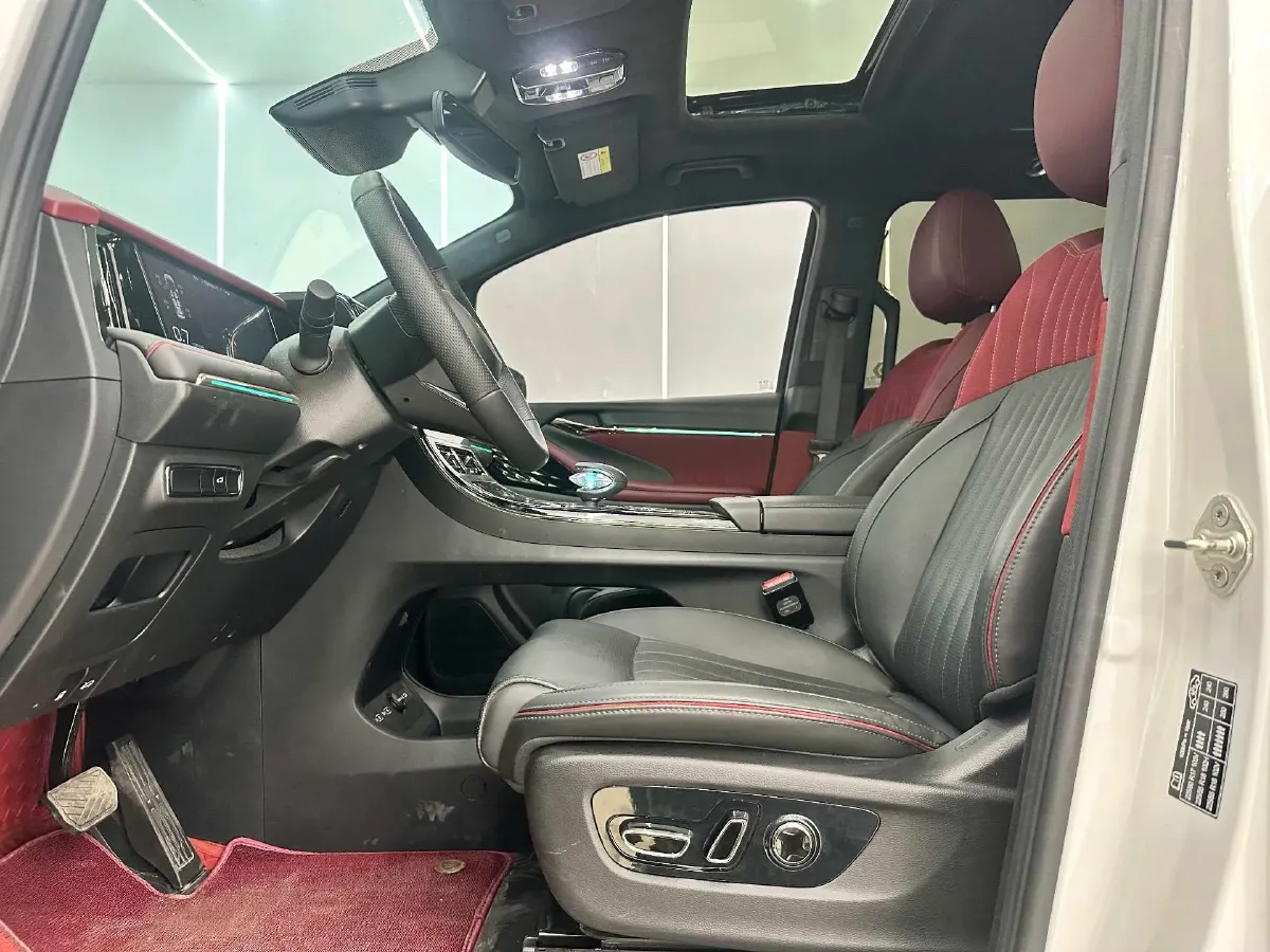 2023 GAC Trumpchi M8 2.0T 252HP L4 8AT,autocango,china used car exporter,china ev exporter,chinese used car exporter,chinese used ev exporter