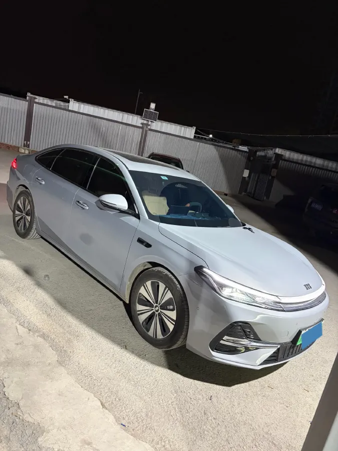 2025 Geely Galaxy A7 1.5L 112HP L4 1DHT PHEV,autocango,china used car exporter,china ev exporter,chinese used car exporter,chinese used ev exporter