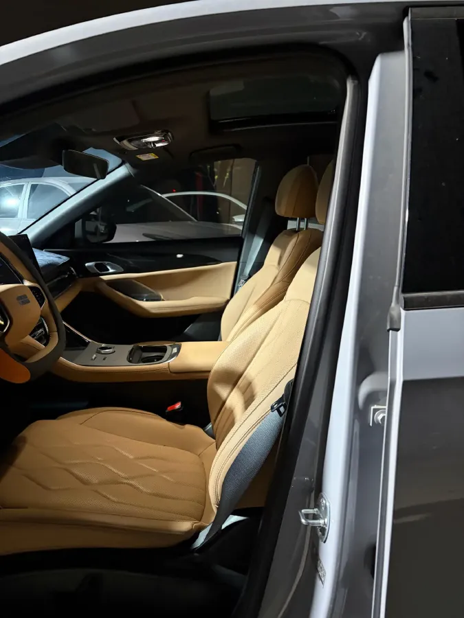 2025 Geely Galaxy A7 1.5L 112HP L4 1DHT PHEV,autocango,china used car exporter,china ev exporter,chinese used car exporter,chinese used ev exporter