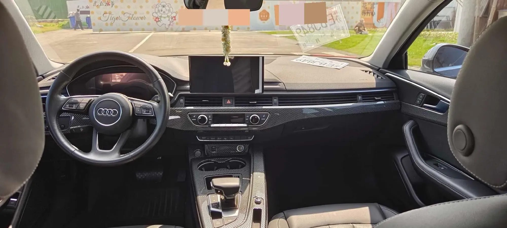 2020 Audi A4L 2.0T 190HP L4 7DCT,autocango,china used car exporter,china ev exporter,chinese used car exporter,chinese used ev exporter