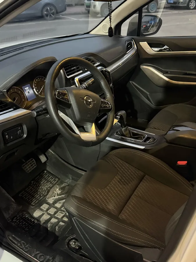 2018 HaiMa S5 Young Edition 1.6L 122HP L4 CVT,autocango,china used car exporter,china ev exporter,chinese used car exporter,chinese used ev exporter