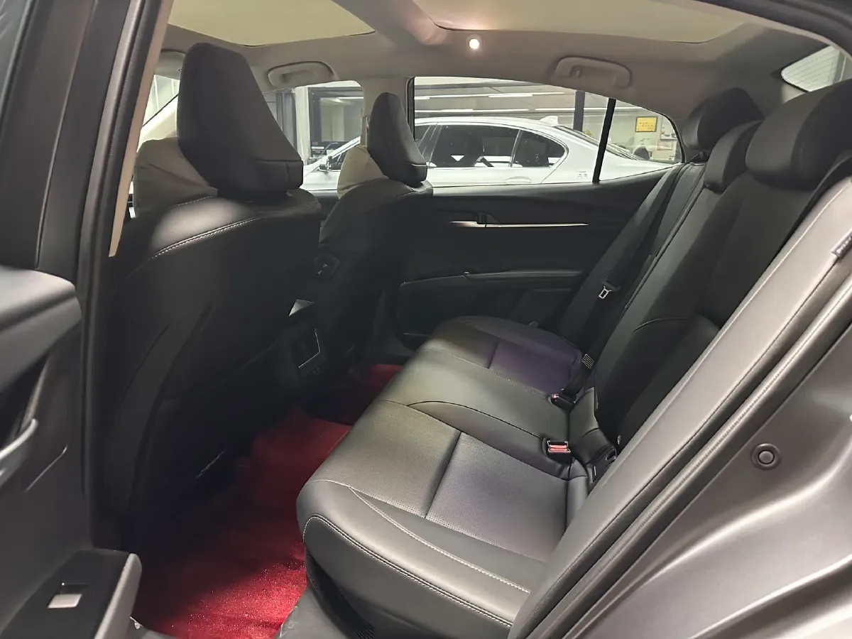 2025 Toyota Camry 2.0L 152HP L4 E-CVT Hybrid,autocango,china used car exporter,china ev exporter,chinese used car exporter,chinese used ev exporter