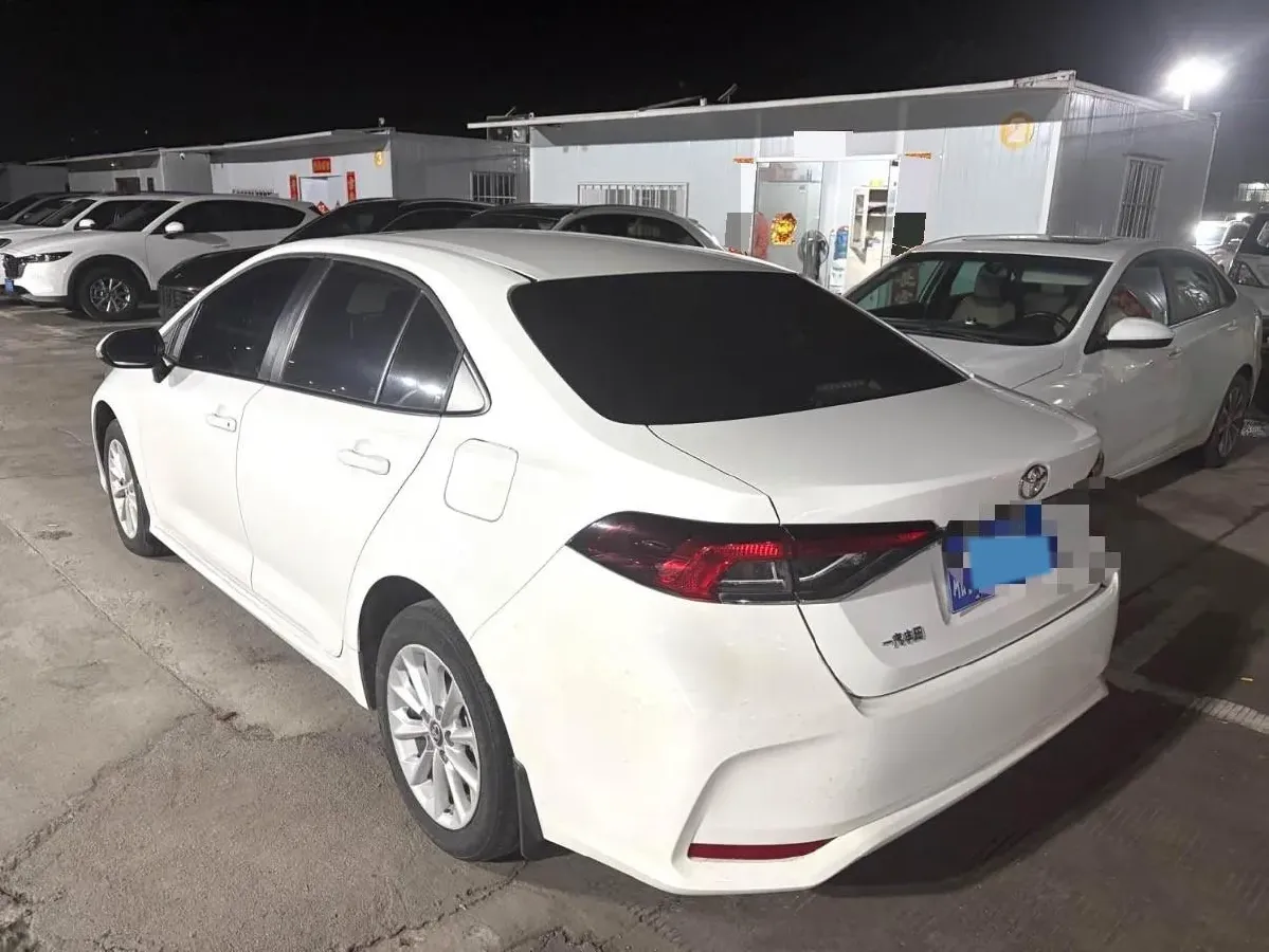 2021 Toyota Corolla 1.2T 116HP L4 CVT,autocango,china used car exporter,china ev exporter,chinese used car exporter,chinese used ev exporter