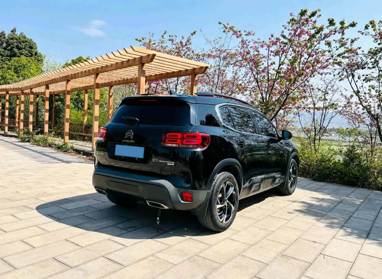 2019 Citroen C5 Aircross 1.8T 211HP L4 8AT,autocango,china used car exporter,china ev exporter,chinese used car exporter,chinese used ev exporter