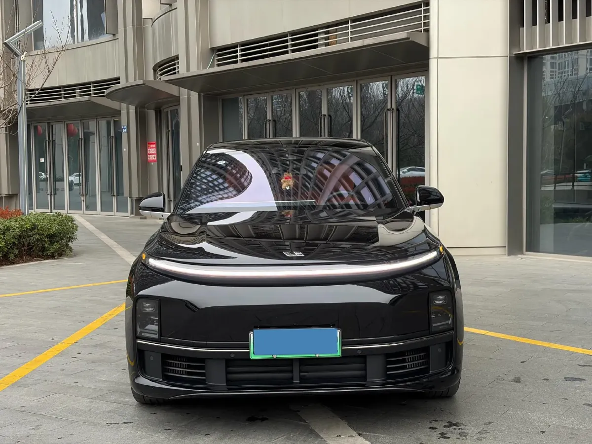 2024 Li L7 Range Extended 154HP REEV 42.8KWH,autocango,china used car exporter,china ev exporter,chinese used car exporter,chinese used ev exporter