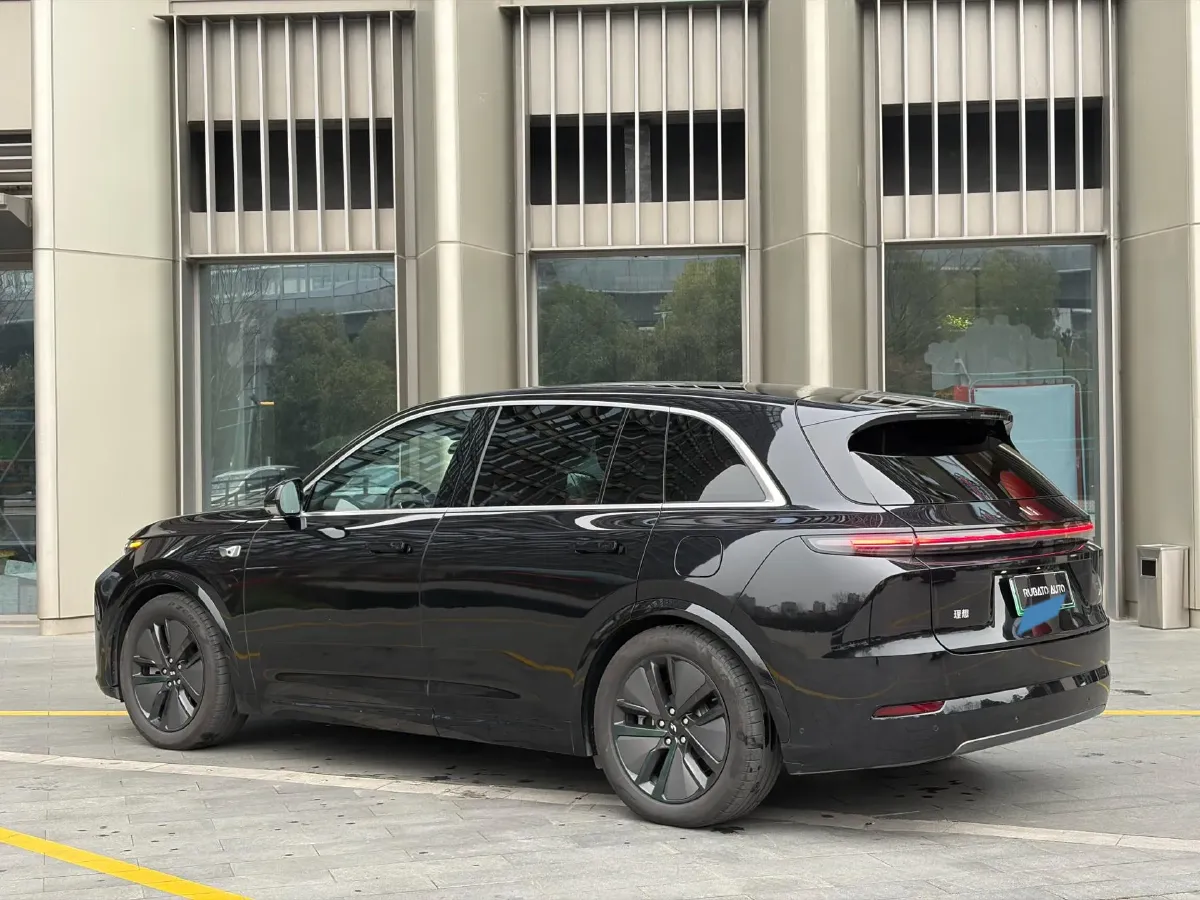2024 Li L7 Range Extended 154HP REEV 42.8KWH,autocango,china used car exporter,china ev exporter,chinese used car exporter,chinese used ev exporter
