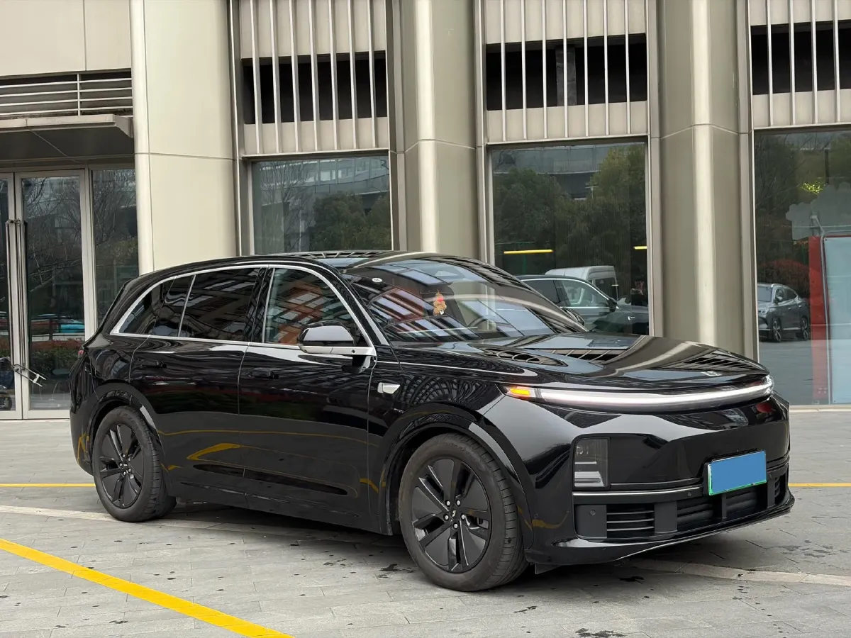 2024 Li L7 Range Extended 154HP REEV 42.8KWH,autocango,china used car exporter,china ev exporter,chinese used car exporter,chinese used ev exporter