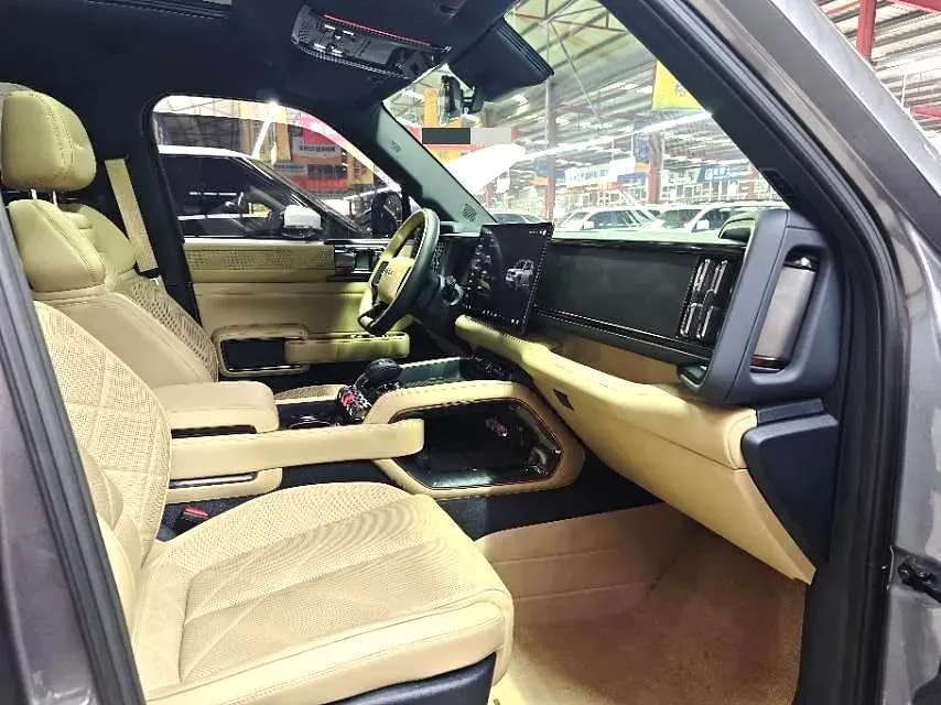 2023 FangChengBao Bao 5 1.5T 194HP L4 E-CVT PHEV 31.8KWH,autocango,china used car exporter,china ev exporter,chinese used car exporter,chinese used ev exporter