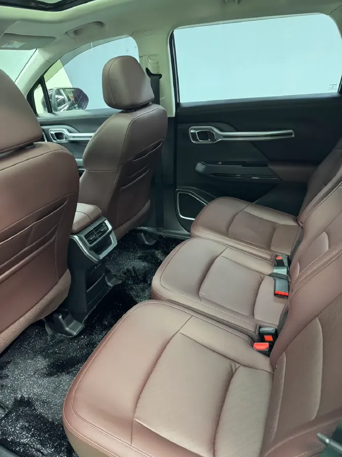 2022 Geely Okavango 1.8T 184HP L4 6AT,autocango,china used car exporter,china ev exporter,chinese used car exporter,chinese used ev exporter