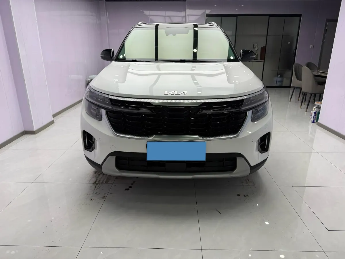 2023 Kia Seltos 1.5L 115HP L4 CVT,autocango,china used car exporter,china ev exporter,chinese used car exporter,chinese used ev exporter