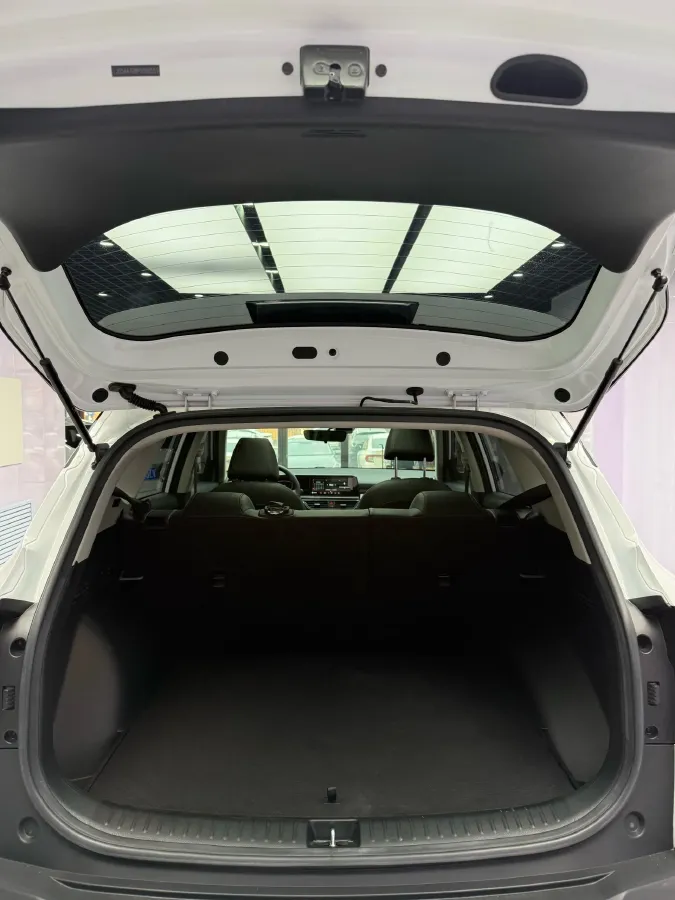 2023 Kia Seltos 1.5L 115HP L4 CVT,autocango,china used car exporter,china ev exporter,chinese used car exporter,chinese used ev exporter