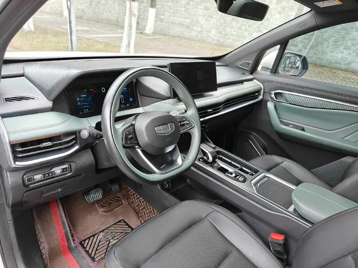 2023 Geely Okavango L 2.0T 218HP L4 7DCT,autocango,china used car exporter,china ev exporter,chinese used car exporter,chinese used ev exporter