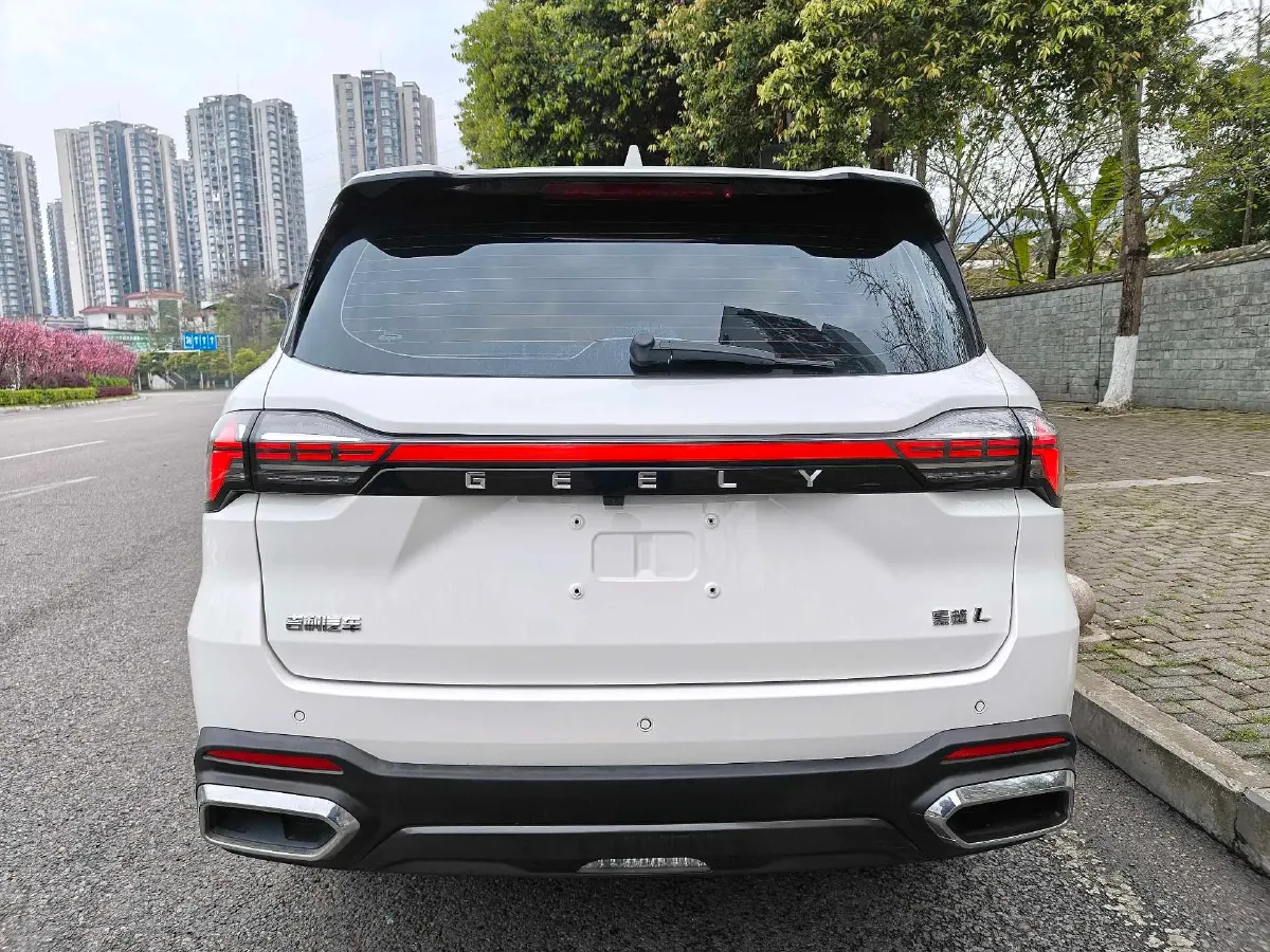 2023 Geely Okavango L 2.0T 218HP L4 7DCT,autocango,china used car exporter,china ev exporter,chinese used car exporter,chinese used ev exporter