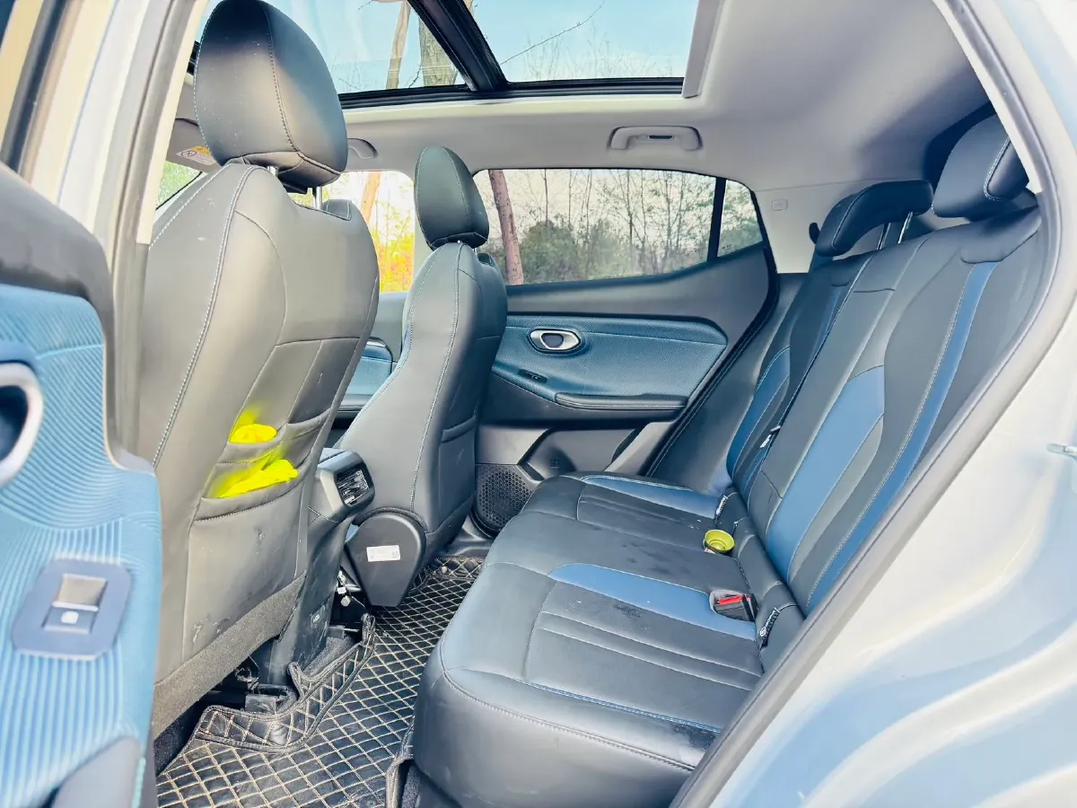 2025 GAC Trumpchi GS3 1.5T 177HP L4 7DCT,autocango,china used car exporter,china ev exporter,chinese used car exporter,chinese used ev exporter