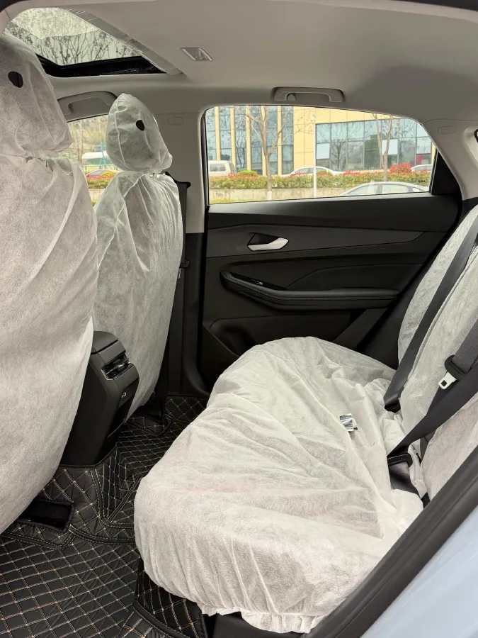 2024 Geely Binray 1.5T 181HP L4 7DCT,autocango,china used car exporter,china ev exporter,chinese used car exporter,chinese used ev exporter