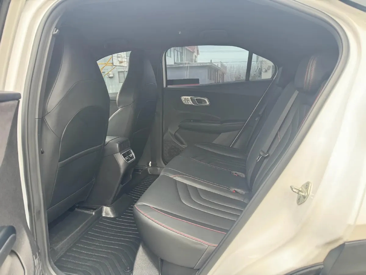 2023 MAXUS G50 1.5T 181HP L4 7DCT,autocango,china used car exporter,china ev exporter,chinese used car exporter,chinese used ev exporter