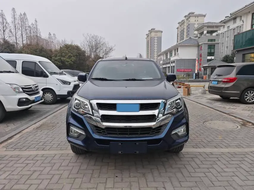 2020 Isuzu RE-MAX Jim 2.8T 120HP L4 5MT,autocango,china used car exporter,china ev exporter,chinese used car exporter,chinese used ev exporter