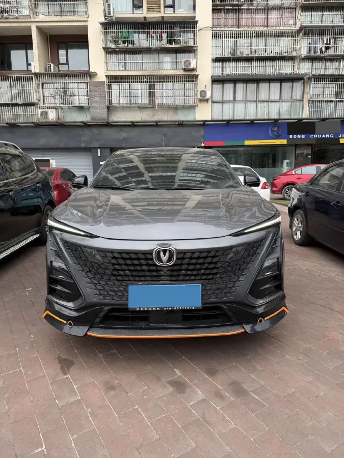 2022 ChangAn UNI-T 1.5T 188HP L4 7DCT,autocango,china used car exporter,china ev exporter,chinese used car exporter,chinese used ev exporter