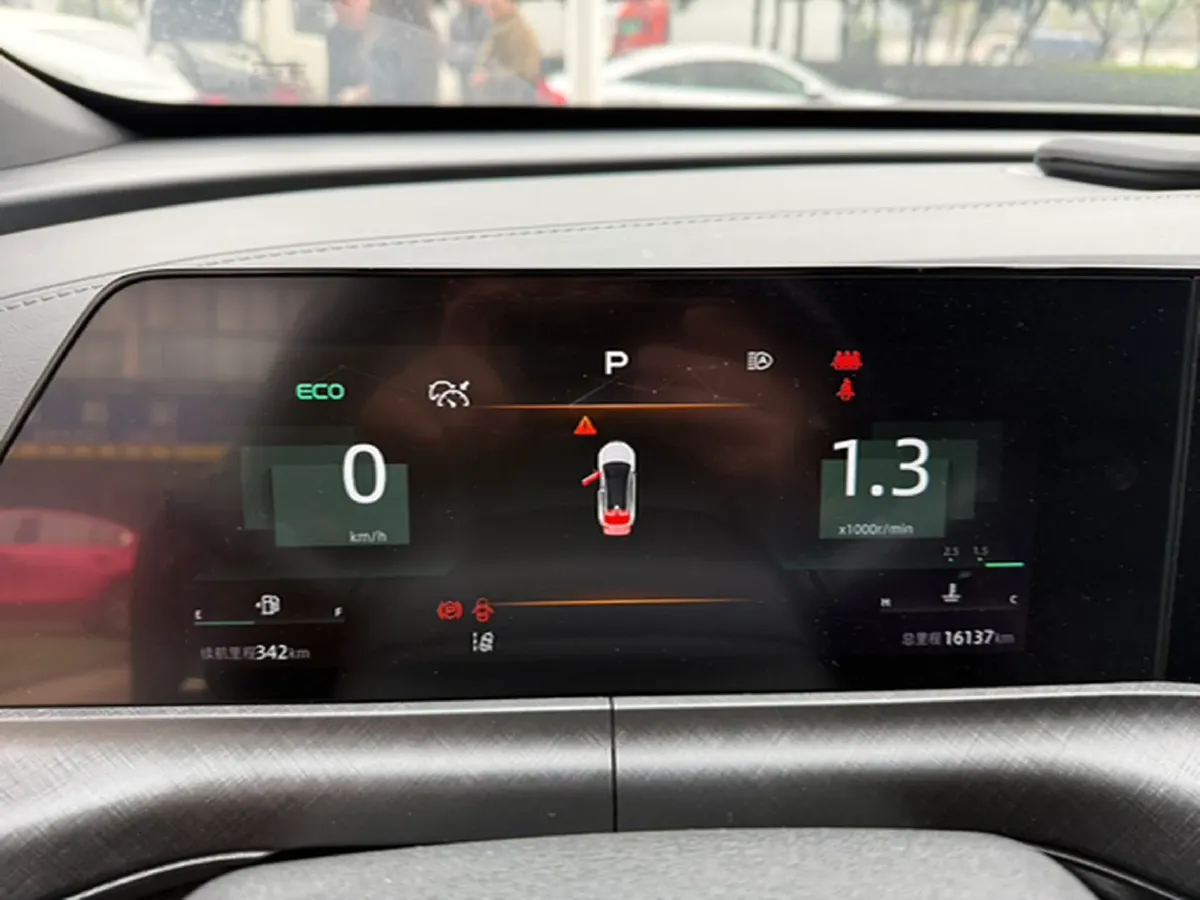 2022 ChangAn UNI-T 1.5T 188HP L4 7DCT,autocango,china used car exporter,china ev exporter,chinese used car exporter,chinese used ev exporter