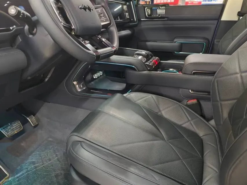 2023 FangChengBao Bao 5 1.5T 194HP L4 E-CVT PHEV 31.8KWH,autocango,china used car exporter,china ev exporter,chinese used car exporter,chinese used ev exporter