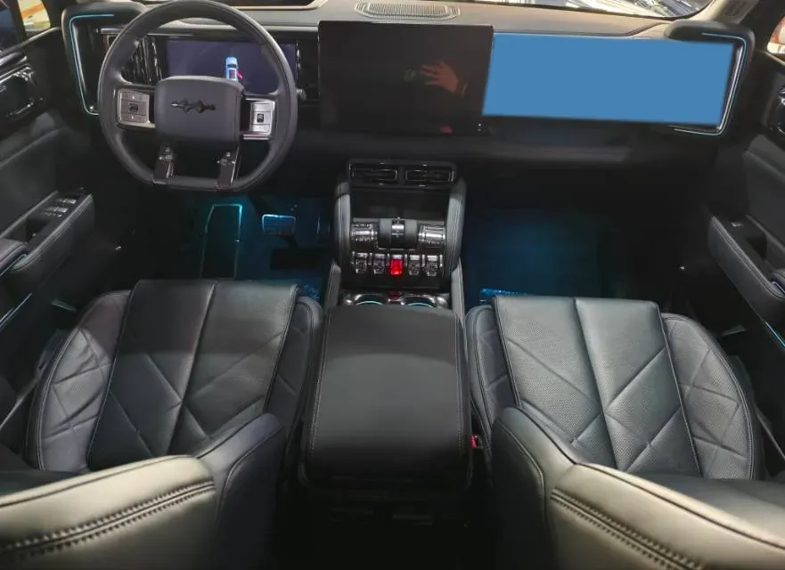 2023 FangChengBao Bao 5 1.5T 194HP L4 E-CVT PHEV 31.8KWH,autocango,china used car exporter,china ev exporter,chinese used car exporter,chinese used ev exporter