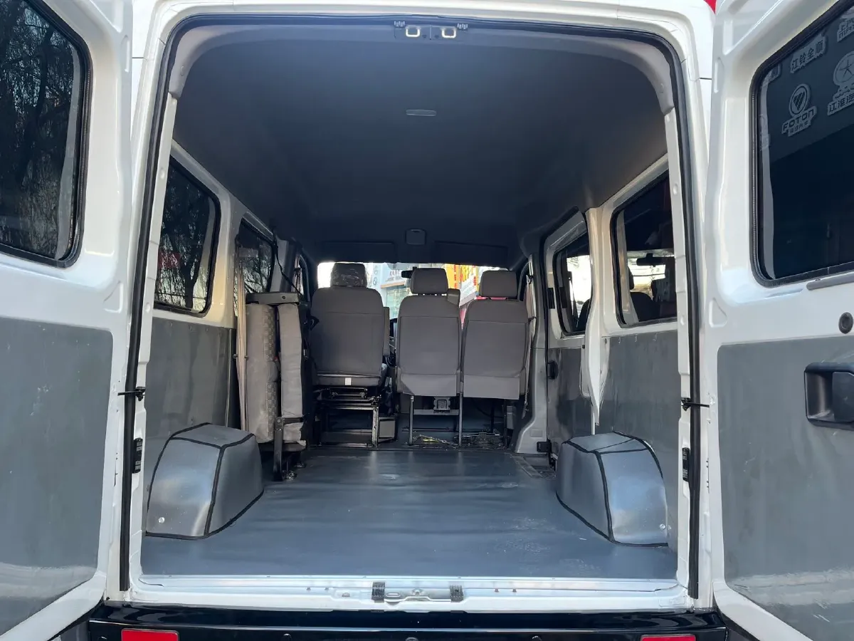 2019 JMC YuHu 5 2.0T 142HP L4 6MT,autocango,china used car exporter,china ev exporter,chinese used car exporter,chinese used ev exporter