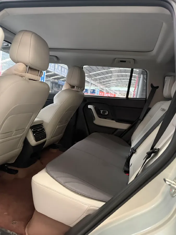 2025 MAXUS XinTu V70 2.0T 150HP L4 9AT,autocango,china used car exporter,china ev exporter,chinese used car exporter,chinese used ev exporter
