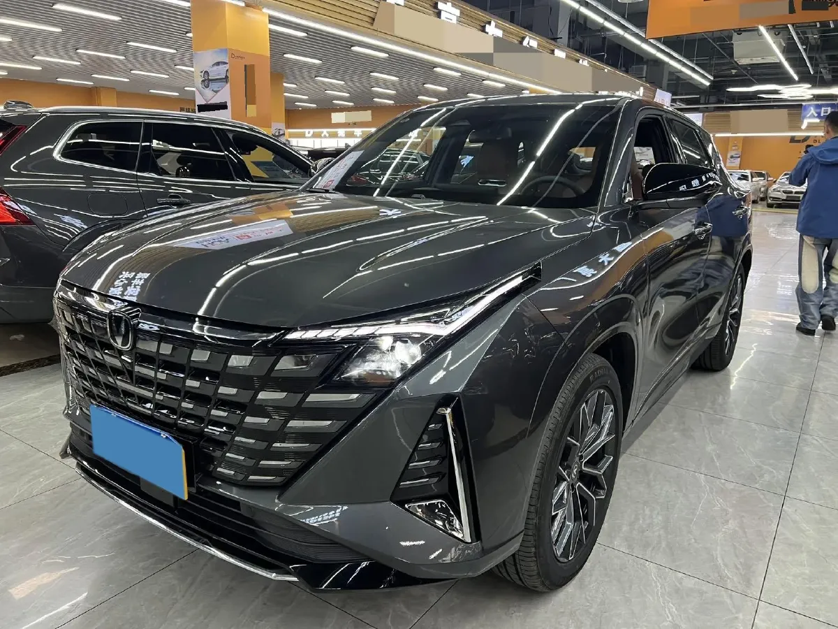 2025 ChangAn UNI-Z 1.5T 192HP L4 7DCT,autocango,china used car exporter,china ev exporter,chinese used car exporter,chinese used ev exporter