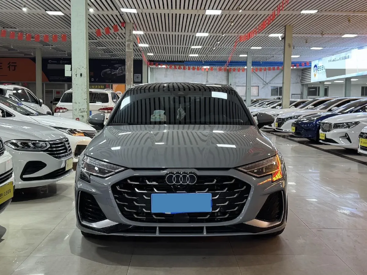 2025 Audi A3 1.5T 160HP L4 7DCT,autocango,china used car exporter,china ev exporter,chinese used car exporter,chinese used ev exporter