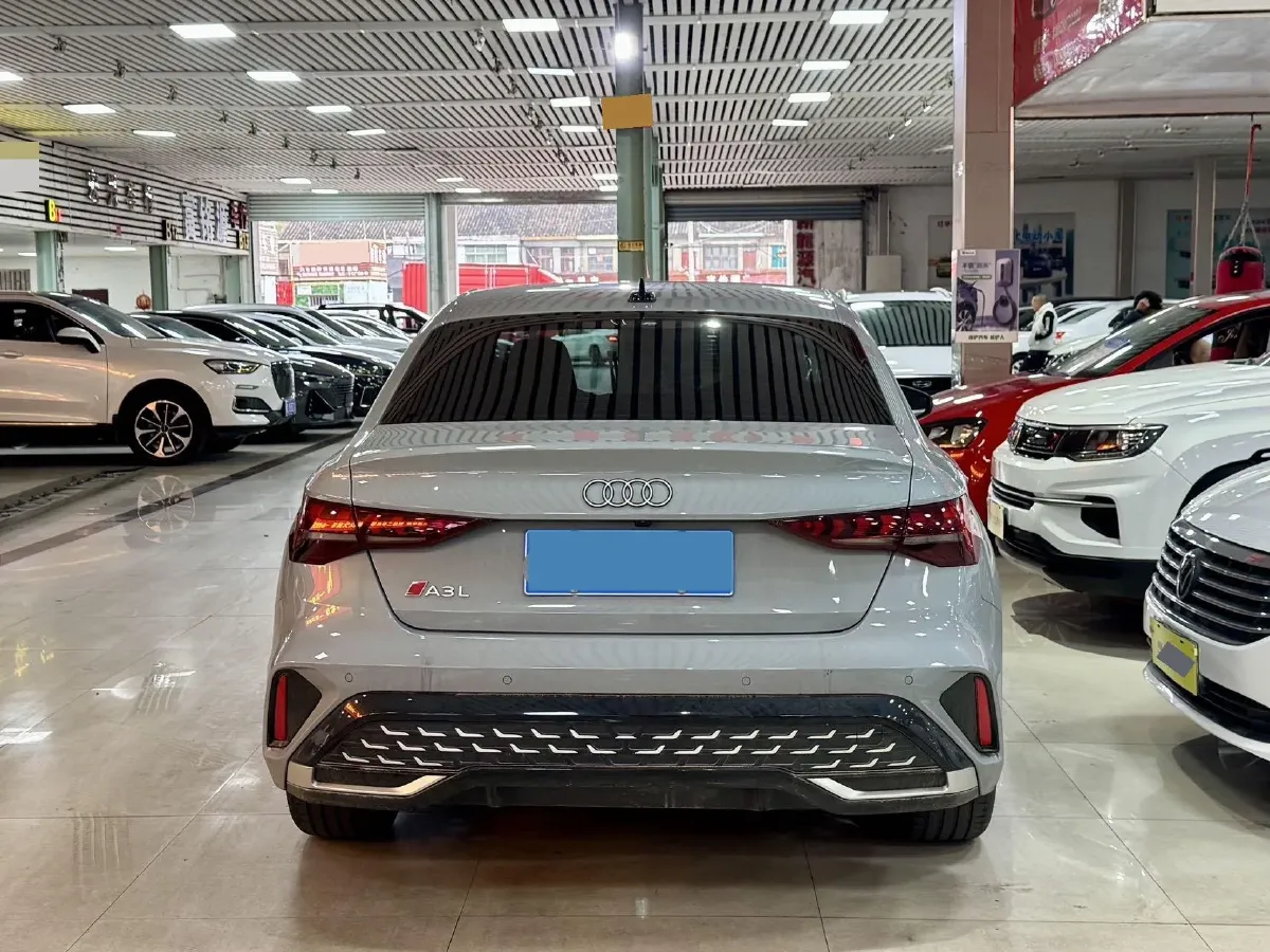 2025 Audi A3 1.5T 160HP L4 7DCT,autocango,china used car exporter,china ev exporter,chinese used car exporter,chinese used ev exporter