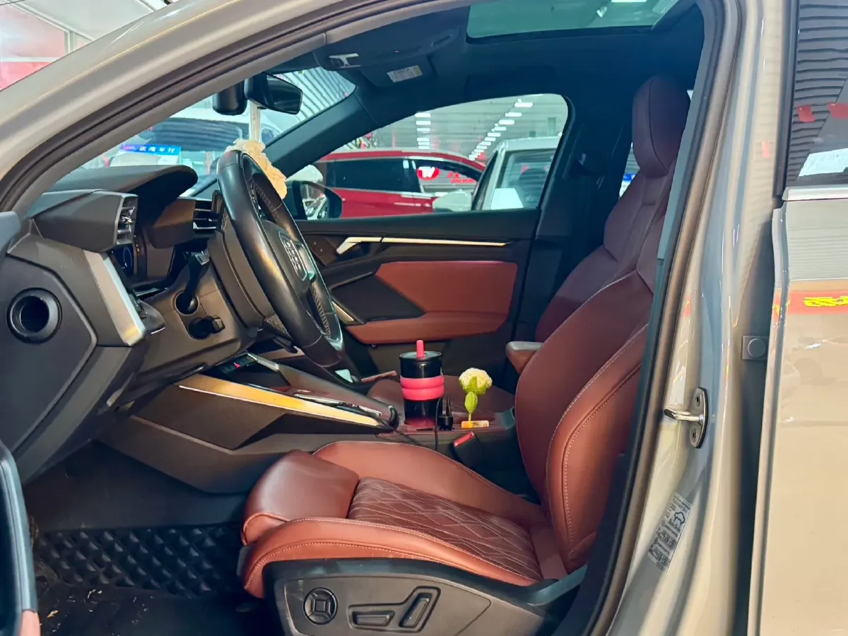 2025 Audi A3 1.5T 160HP L4 7DCT,autocango,china used car exporter,china ev exporter,chinese used car exporter,chinese used ev exporter