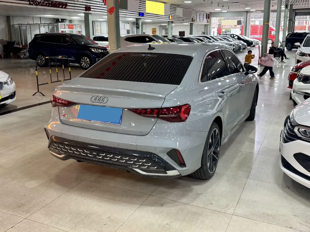 2025 Audi A3 1.5T 160HP L4 7DCT,autocango,china used car exporter,china ev exporter,chinese used car exporter,chinese used ev exporter