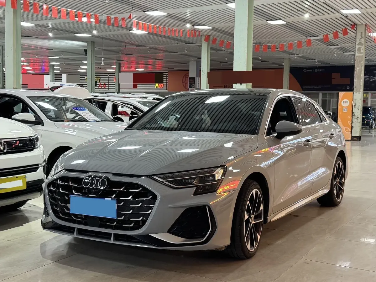 2025 Audi A3 1.5T 160HP L4 7DCT,autocango,china used car exporter,china ev exporter,chinese used car exporter,chinese used ev exporter