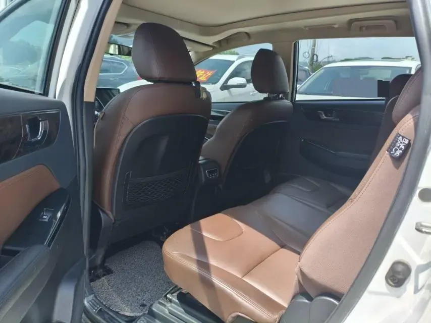 2017 LiFan XuanLang 2.0L 141HP L4 CVT,autocango,china used car exporter,china ev exporter,chinese used car exporter,chinese used ev exporter