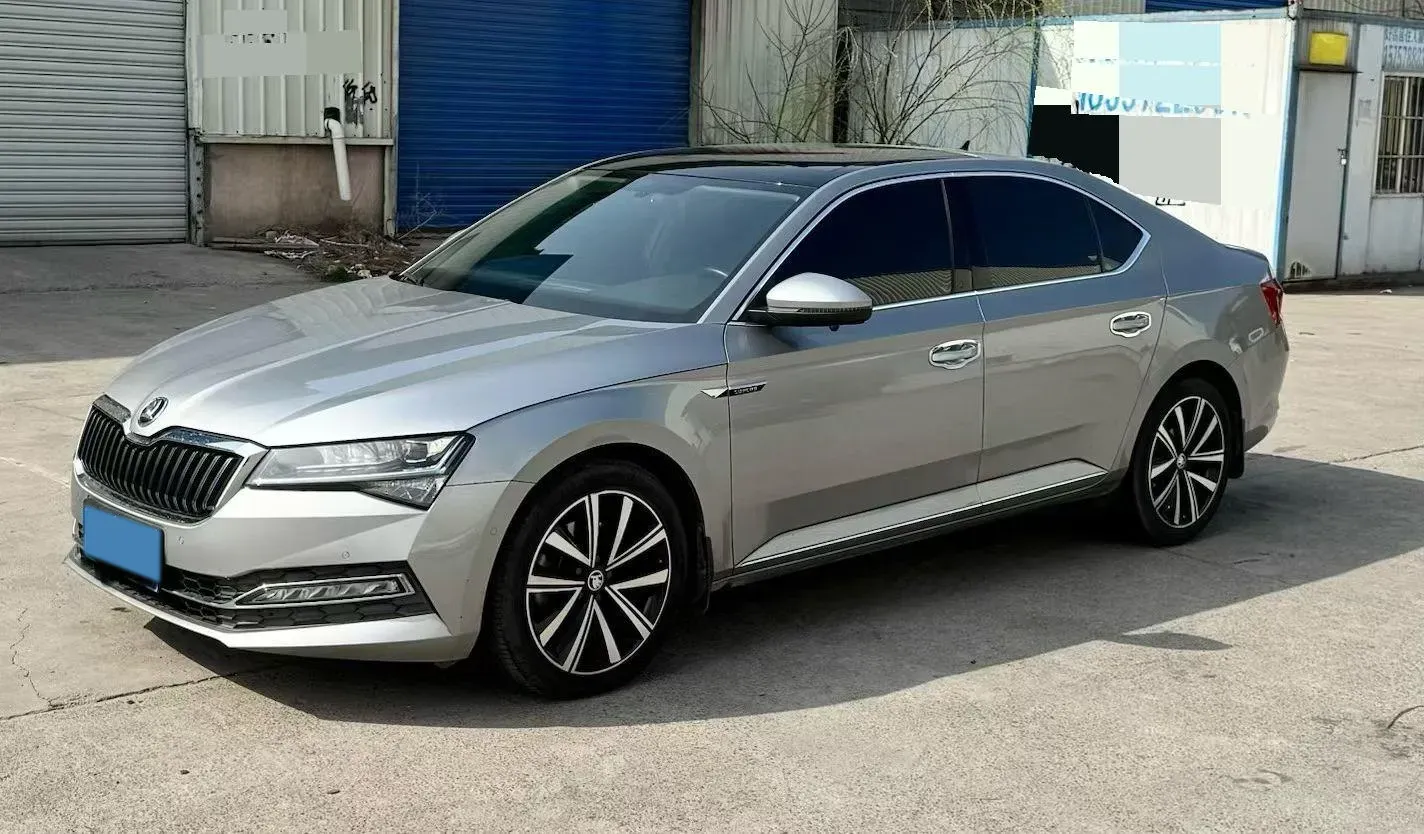 2019 Skoda Superb 2.0T 186HP L4 7DCT,autocango,china used car exporter,china ev exporter,chinese used car exporter,chinese used ev exporter