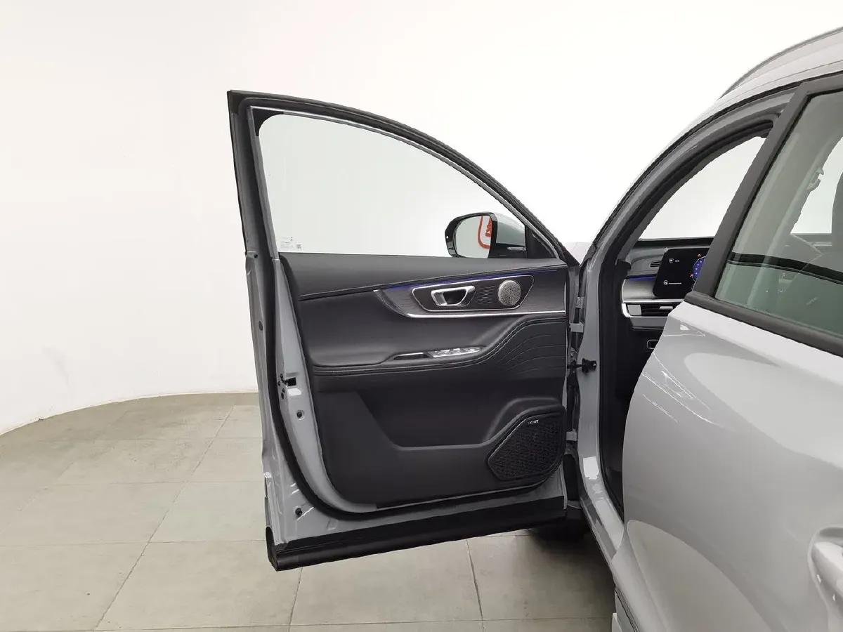 2025 Chery Tiggo 8 PRO 1.5T 156HP L4 3DHT PHEV 19.27KWH,autocango,china used car exporter,china ev exporter,chinese used car exporter,chinese used ev exporter