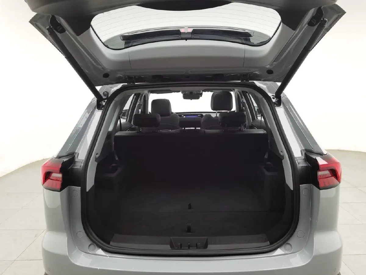 2025 Chery Tiggo 8 PRO 1.5T 156HP L4 3DHT PHEV 19.27KWH,autocango,china used car exporter,china ev exporter,chinese used car exporter,chinese used ev exporter