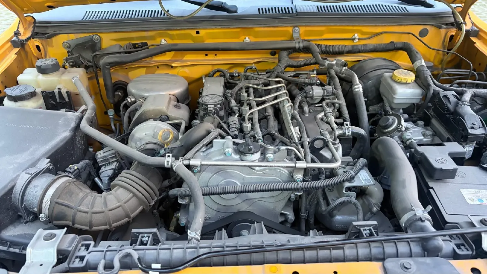 2021 Dongfeng RuiQi 2.4T 165HP L4 5MT,autocango,china used car exporter,china ev exporter,chinese used car exporter,chinese used ev exporter