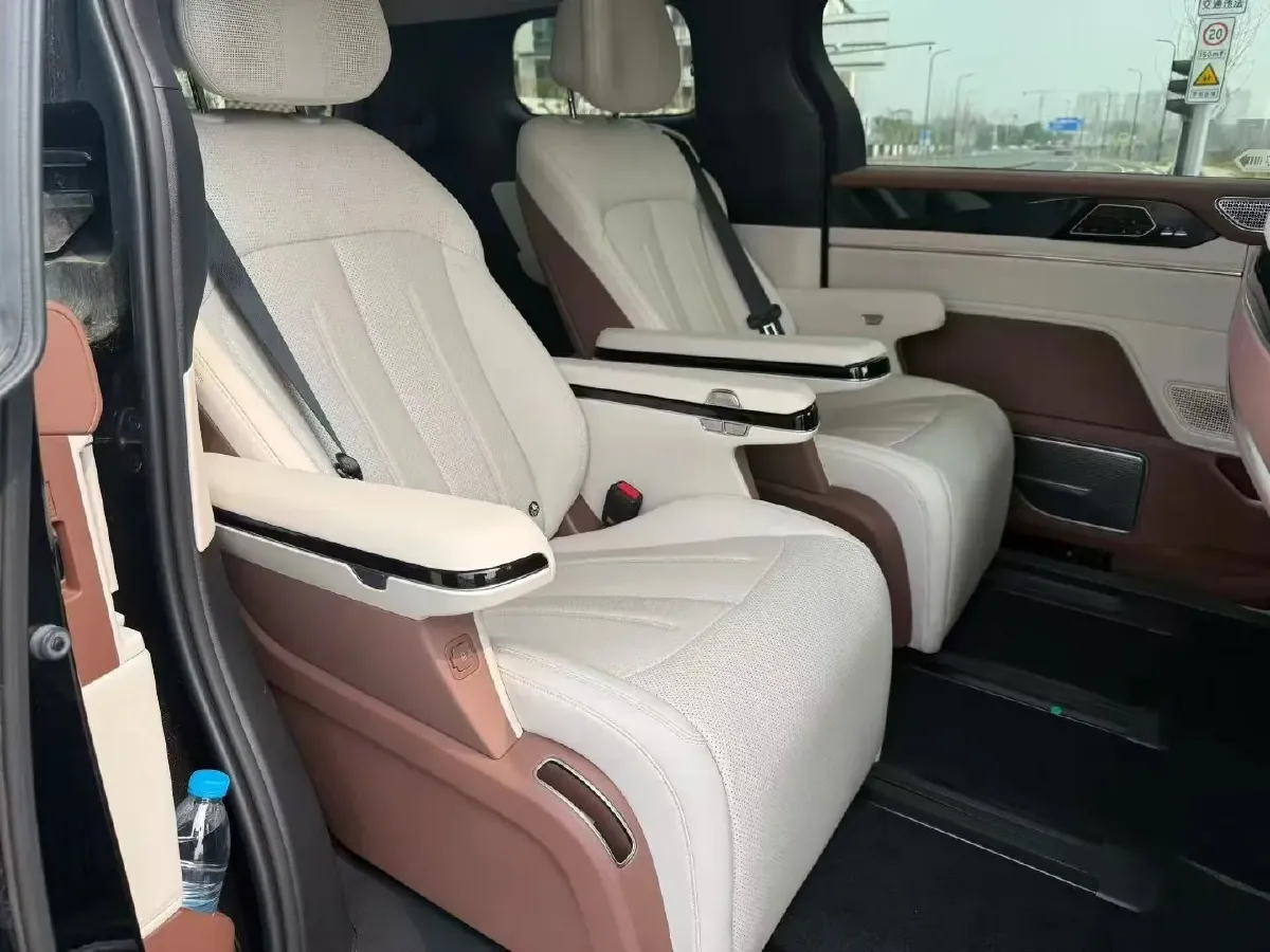 2025 BYD Xia 1.5T 156HP L4 E-CVT PHEV 36.6KWH,autocango,china used car exporter,china ev exporter,chinese used car exporter,chinese used ev exporter