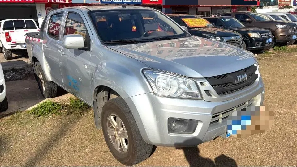 2020 Isuzu RE-MAX Jim 2.4T 211HP L4 5MT,autocango,china used car exporter,china ev exporter,chinese used car exporter,chinese used ev exporter